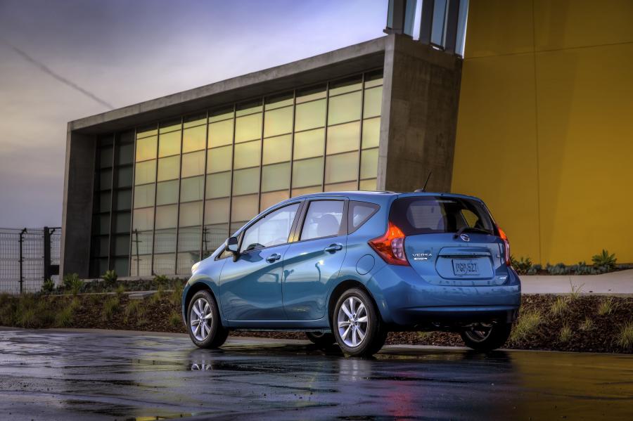  Nissan Versa Note 2014 года  (фото 105 из 137)